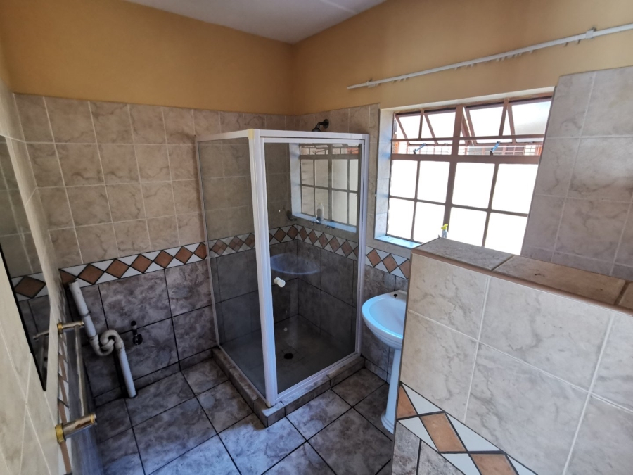 2 Bedroom Property for Sale in Wasgoedspruit North West